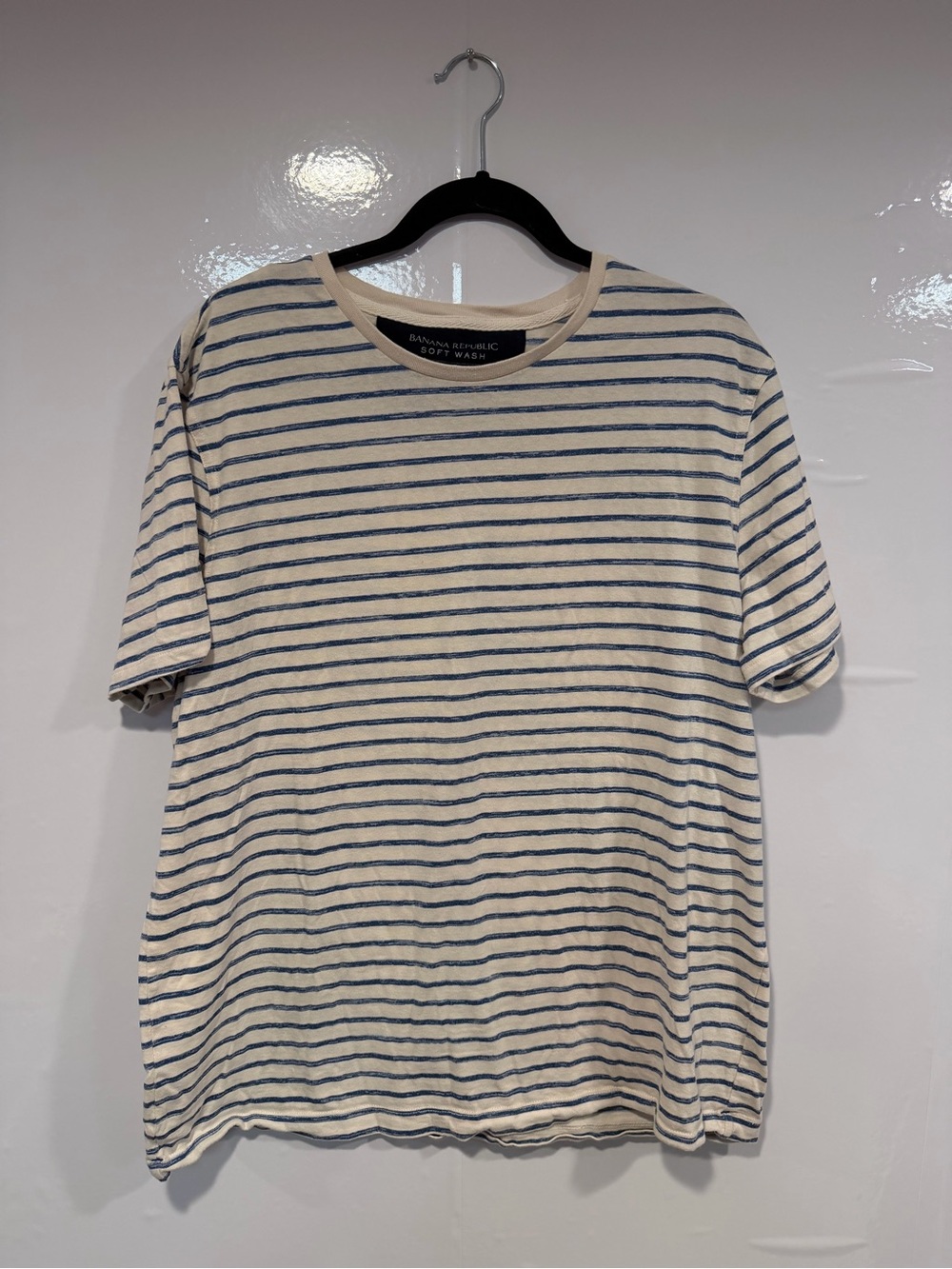 Banana Republic Mens XL Cream‎ Blue Striped Short Sleeve Soft Wash Tee Shirt